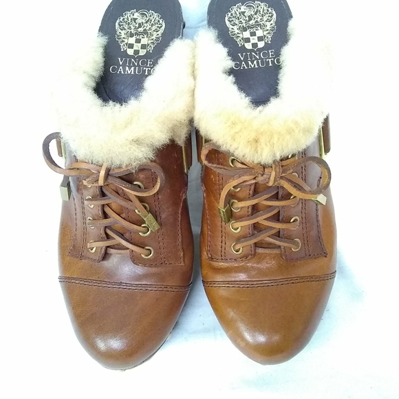 Vince Camuto Women's Shoes Leather Tan Embellish Studded Mules Clogs Sz 9.5B - Picture 1 of 7